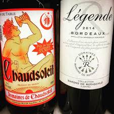 Ces 2 Bouteilles De Vin Cote A Cote C Est Un Peu Comme Labelleetlabete Maroc Bordeaux Wine Bottle Bottle Wine