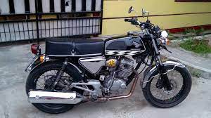 Bahkan motor juga sudah dibawa ke kantor. Modif Honda Tiger 2000 Keluaran Tahun 2005 Menjadi Cb Twin Honda Honda Cb Motor
