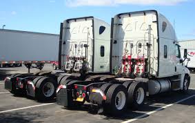 Freightliner Cascadia Sleeper Tractors Equipped With Hts Systems Patented Hand Truck Sentry System Ryder Truck Mcla Freightliner Cascadia Trucks Freightliner
