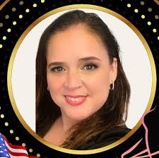 📸 Te presentamos a las participantes del Certamen 𝐑𝐞𝐢𝐧𝐚  𝐀𝐥𝐥𝐞𝐧𝐝𝐞 𝟐𝟎𝟐𝟓 👑 El jueves a las 8:00pm será el Certamen en el  Teatro 📍 ¿Quién es tu favorita? 🤩