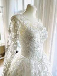 Check spelling or type a new query. Professionelle Brautkleidreinigung Auf Bio Basis Mit Lieferservice Vom Brautkleidtaxi Berlin Auch Fur Die Reinigung Vom Brautkleid Vor Der Hochzeit In Berlin Jetzt Anrufen 0170 482 25 55 Und Eine Reinigung Vom Hochzeitskleid