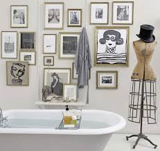 Bathtubs come in many styles and several different materials. Tips For Buying And Refurbishing Salvage And Farmhouse Decor From Leslie Linsley Craftfoxes