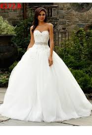 Check spelling or type a new query. Pin Auf Brautkleid