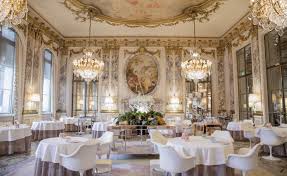 Hotel Le Meurice Paris France Paris Restaurants Paris Hotels Luxury Restaurant