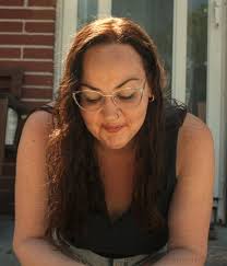 I don't know if you can do it. But I would love something done of me,  (female), with my big Canon EOS R7 camera and Canon 200-800mm lens taking  pictures of beautiful