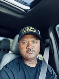 Clark Dahl's Instagram, Twitter & Facebook