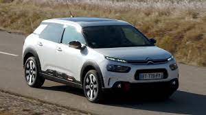 Shark grey (black airbump® only), obsidian black & pearl white (excluding stone grey airbump®) body colours. 2018 Citroen C4 Cactus Pearl White Youtube