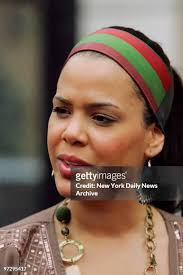 158 Linda Beltran Stock Photos, High-Res Pictures, and Images