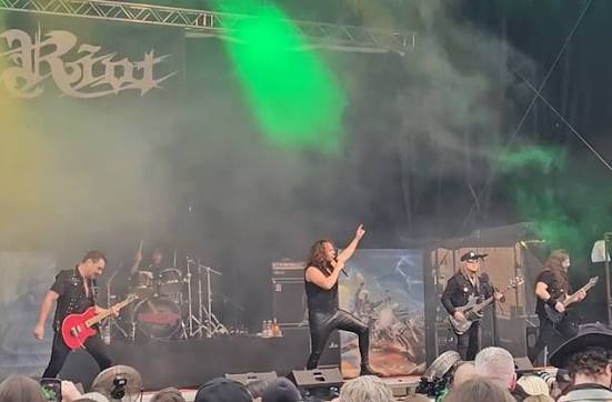 RIOT V's DONNIE VAN STAVERN On New Touring Singer VALENTINO FRANCAVILLA:  He's 'Doing A Great Job' - BLABBERMOUTH.NET