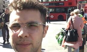 Morto in un tragico incidente in scooter lo chef 28enne Thomas Manna