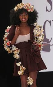 Salon Du Chocolat 2010 Robe Creee Par Les Fees Du Benguale Et Jean Paul Hevin Portee Par La Chanteuse Inna Modja Ht Robe Fashion Le Salon Du Chocolat Robe