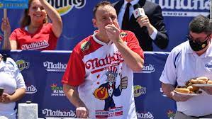 Defending world champion joey chestnut broke his own world record sunday, devouring 76 hot dogs and buns in 10 minutes during nathan's famous international hot dog eating contest. Er714vjhina87m