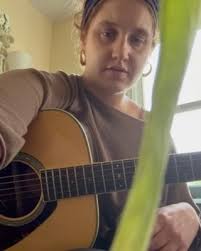 A sleepy, rainy, frizzy Monday to all!