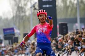 The italian, six years a professional, without a victory to his name, was moments away. Lberto Bettiol Celebrates Winning The Tour Of Flanders Cycling Wear Alejandro Valverde Lotto Soudal