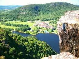 The View From Table Rock Dixville Notch Nh Places To See White Mountains Scenic