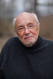 Hello everyone. I'm trying to get in touch with my cousins David Carman and  Susan (née) Carman, who used to live in Edward Street. If anyone knows  them, I'd really appreciate you