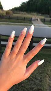 25 Fabulous Ways To Wear Glitter Nails Designs For 2019 Summer Summerideas Summernail Nailar White Acrylic Nails Simple Acrylic Nails Acrylic Nail Designs
