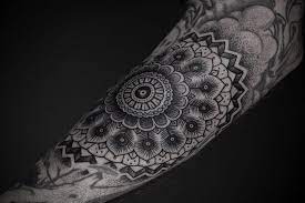 Scrapbook Thomas Hooper Tattoo Artist British Nyc Mandala Tattoo Design Geometric Tattoo Geometry Tattoo