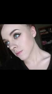 This color really brings out my eyes 🤣