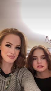 Leticia Malagon's Instagram, Twitter & Facebook