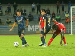 Opened in 1957, the city stadium is sited at lorong kulit and can accommodate approximately 25,000 spectators. Tuah Tidak Memihak Penang Fc