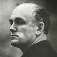 Robert Maki's Instagram, Twitter & Facebook