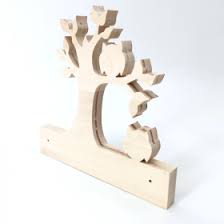 Ein anerkannter hersteller von kinderbekleidung. Garderobe Fur Gravuren Baum Mit Eulen