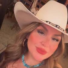 Yulie Huicochea Brito (@yulie.huicochea) • Facebook