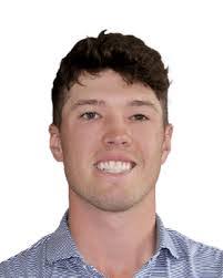 Chris Kort's Instagram, Twitter & Facebook