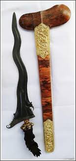 Pin Oleh Fahmy Z Rahman Di Kerissen Antik Senjata Pedang