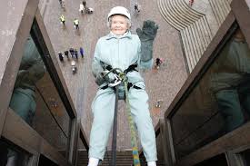 Abseiler Doris, 101, feels no fear