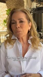 Martha Hallman's Instagram, Twitter & Facebook