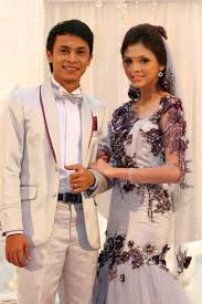 Boleh dikatakan mereka ni 'hidup' dalam industri berbekalkan bakat, bukannya gosip murahan seperti sesetengah artis tu. Kejutan Zahiril Buat Shera Menitis Air Mata Hiburan Mstar