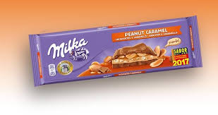 La Nueva Tableta Milka Caramelo Y Cacahuetas De La Empresa Mondelez Ha Sido Galardonada Con El Sello Sabor Del Ano 2017 En L Caramelo Comida Basura Cacahuetes