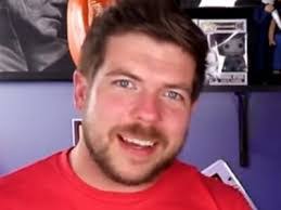 Jade Holmes's Instagram, Twitter & Facebook