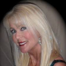 Rebecca Dawn's Instagram, Twitter & Facebook