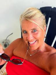 Nonprofit organization for beach and reef cleanups in Marco