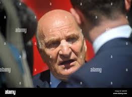 College Green, London, UK, 24 June 2016, Steve Pound opposite the Houses of  Parliament to meet the press