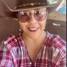 Ashley Olivia (@ashley_artwork_painting)