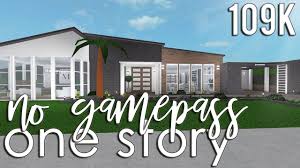 Its full of everything you need! Roblox Bloxburg No Gamepass One Story 109k Youtube In 2021 Two Story House Design One Story Bloxburg House Bloxburg One Story House