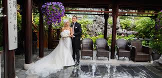 Immer in der innenstadt, immer top an den nahverkehr angebunden. Hochzeit In Phantasialand Bruhl Fantissima Phantom Of The Opera Hotel Ling Bao Hochzeitsfotograf Dusseldorf Hochzeitsbilder Und Hochzeitsvideo In Nrw Und Bundesweit