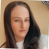 Brittany Cahill's Instagram, Twitter & Facebook