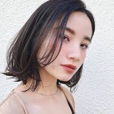ヘルシーで大人っぽい 前髪なし ワンレンボブ の似合わせヘアスタイル見本帖 キナリノ ワンレンボブ 前髪なし ボブ 美髪