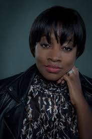 Selena Cox's Instagram, Twitter & Facebook