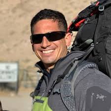 Collin Fox (@CReevesFox)