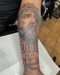 quartersleevetattoos DIOS por DELANTE!! #siempre Jesus Quarter Sleeve done 