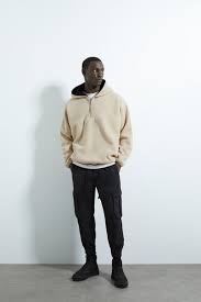 Hier findest du die neuesten modetrends für jedes alter, so solltest du dich in den prospekten unter der rubrik angebote und prospekte gleich umsehen, wo deine nächste zarafiliale ist. Semicirculo Emborracharse Ella Es Zara Man Deutschland Doble Polvo Arco