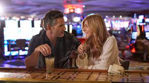 Lane from Gilmore Girls is in Dirty John and that comforts us from the  horror