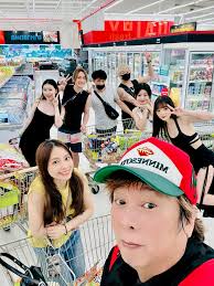 曹西平的粉絲愛團- 子芯說四哥這次你出國表現好好我說為什麼？ 她說你都沒有發脾氣罵人我說恩真的嗎？？？...