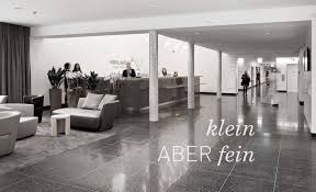 Offizieller twitterkanal der privatklinikgruppe hirslanden: Eingangsbereich Klinik Hirslanden